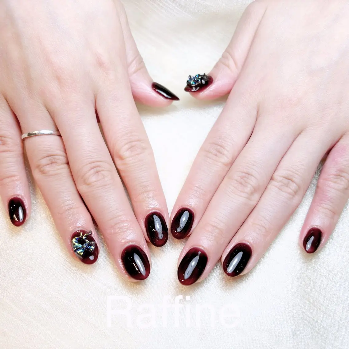 ネイル ハンドネイル H3 Nail Tsuki🦋💙のネイルデザイン