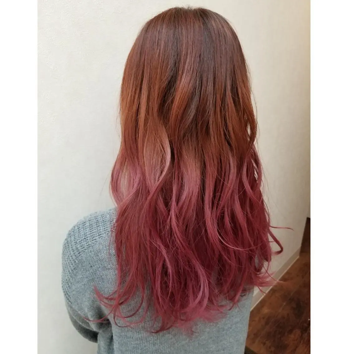 ロング カラー トリコ 都島店のヘアスタイル