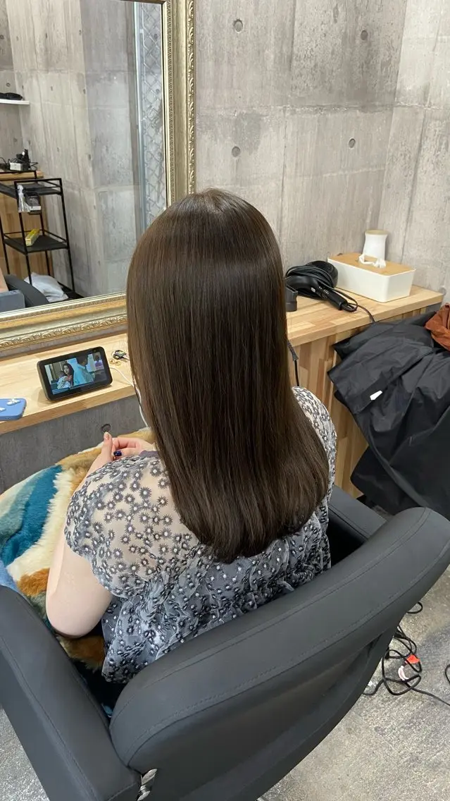 ロング カラー ベージュカラー カット ヘアカラー トリートメント Sunny side 大名   RIOのヘアスタイル