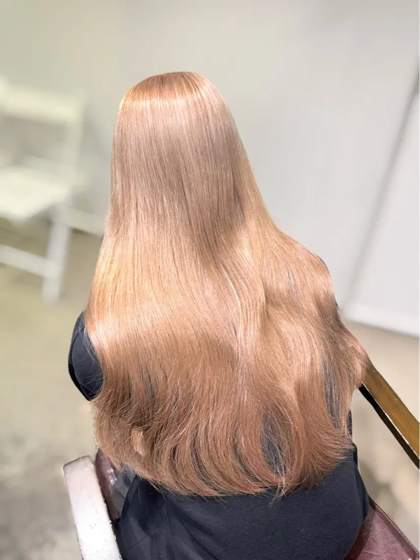 カット+ブリーチ無しダブルカラー+トリートメント🍀の写真