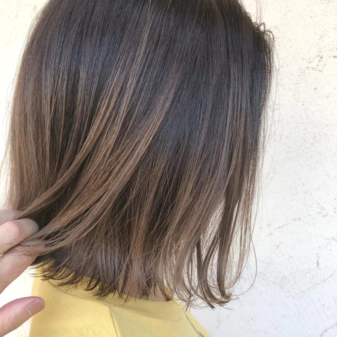 ミディアム カラー ブリーチ カット ヘアカラー トリートメント ヘアセット 艶髪育成サロン 京橋　shinのヘアスタイル