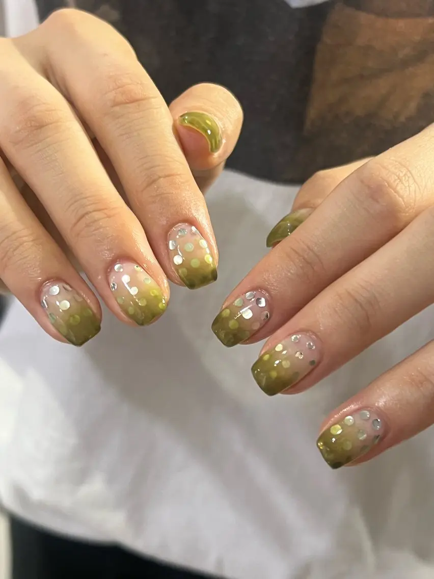 ネイル ハンドネイル Hata nail 🎀個性派ニュアンスのネイルデザイン