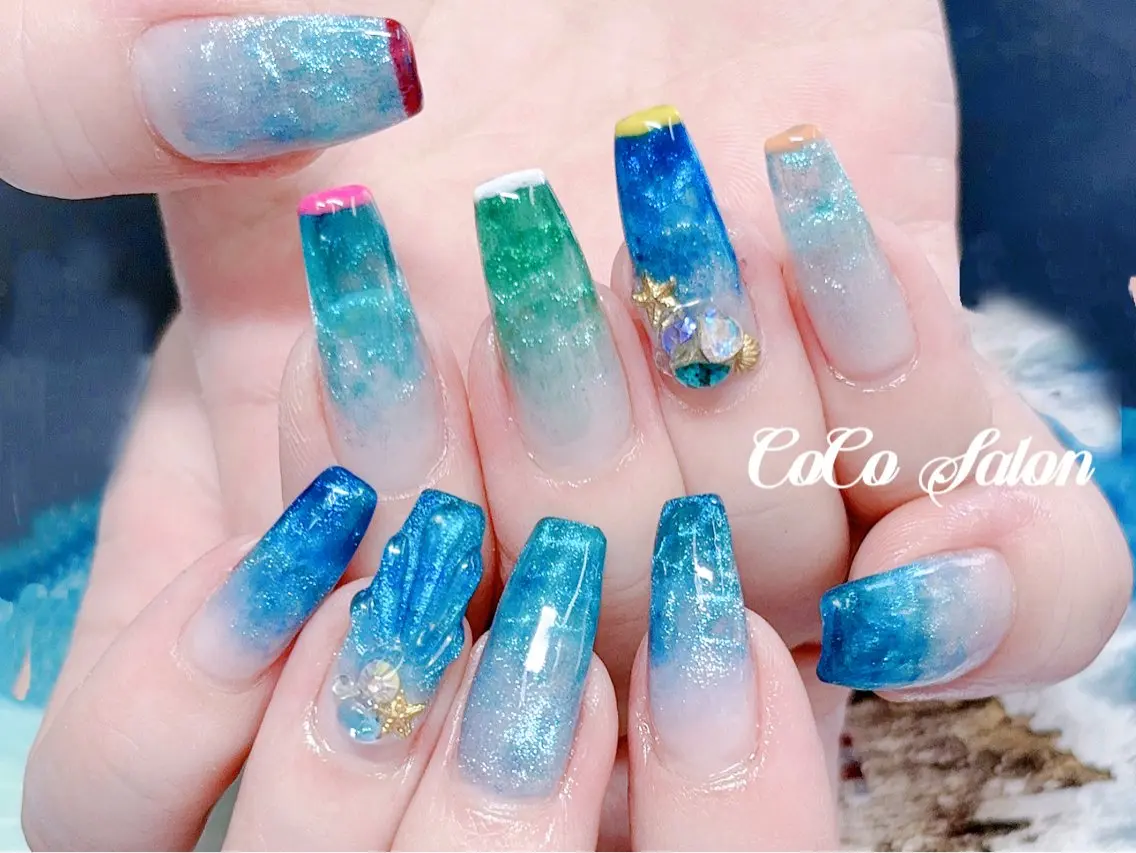 ネイル アートネイル ブルー フレンチネイル ジェルネイル グラデーション ハンドネイル CoCoSalon ネイル/まつ毛予約のネイルデザイン