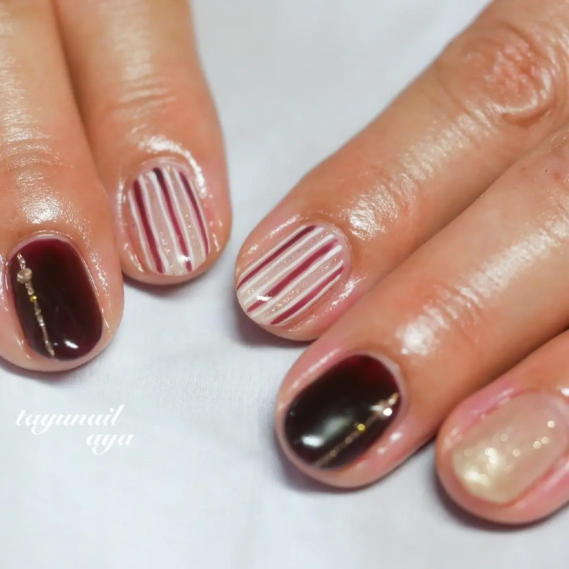 ネイル ブルー ジェルネイル ゴールド パラジェル ネイルサロン 【たゆnail】のネイルデザイン
