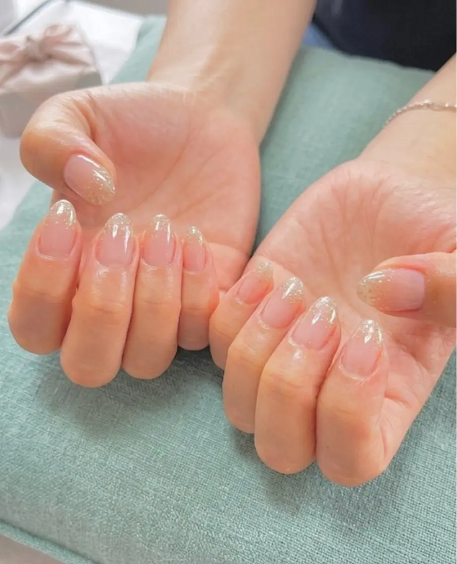 ネイル グラデーション ラメ(グリッター) ラメグラデーション Lino nailのネイルデザイン