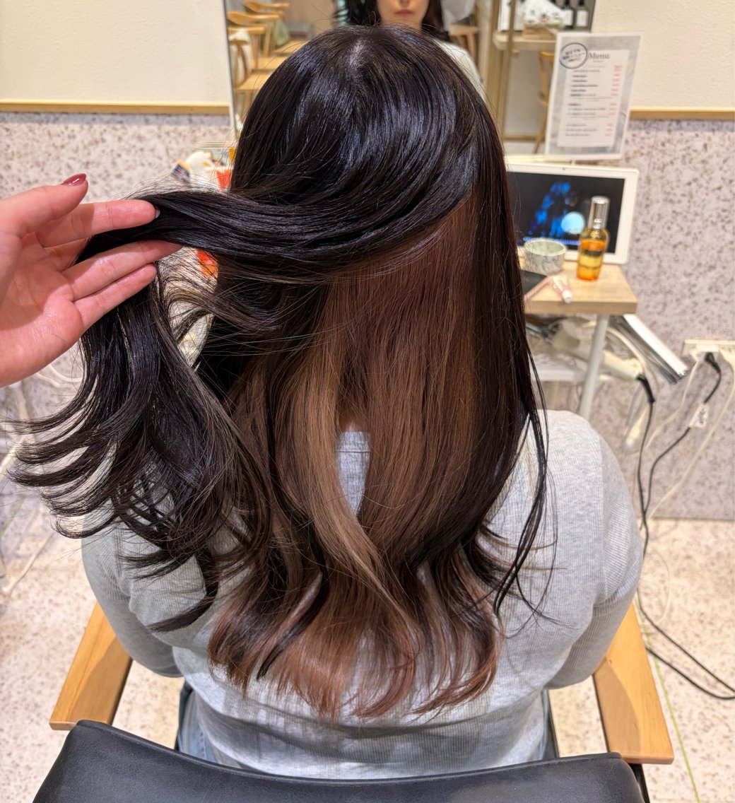 ロング カラー ヘアカラー 柳井 希美のヘアスタイル