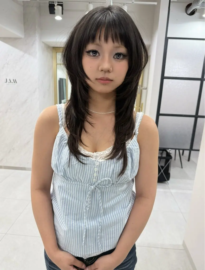 ロング シャギー ウルフカット TAIRA横浜ウルフ 🐺デザインカラーのヘアスタイル
