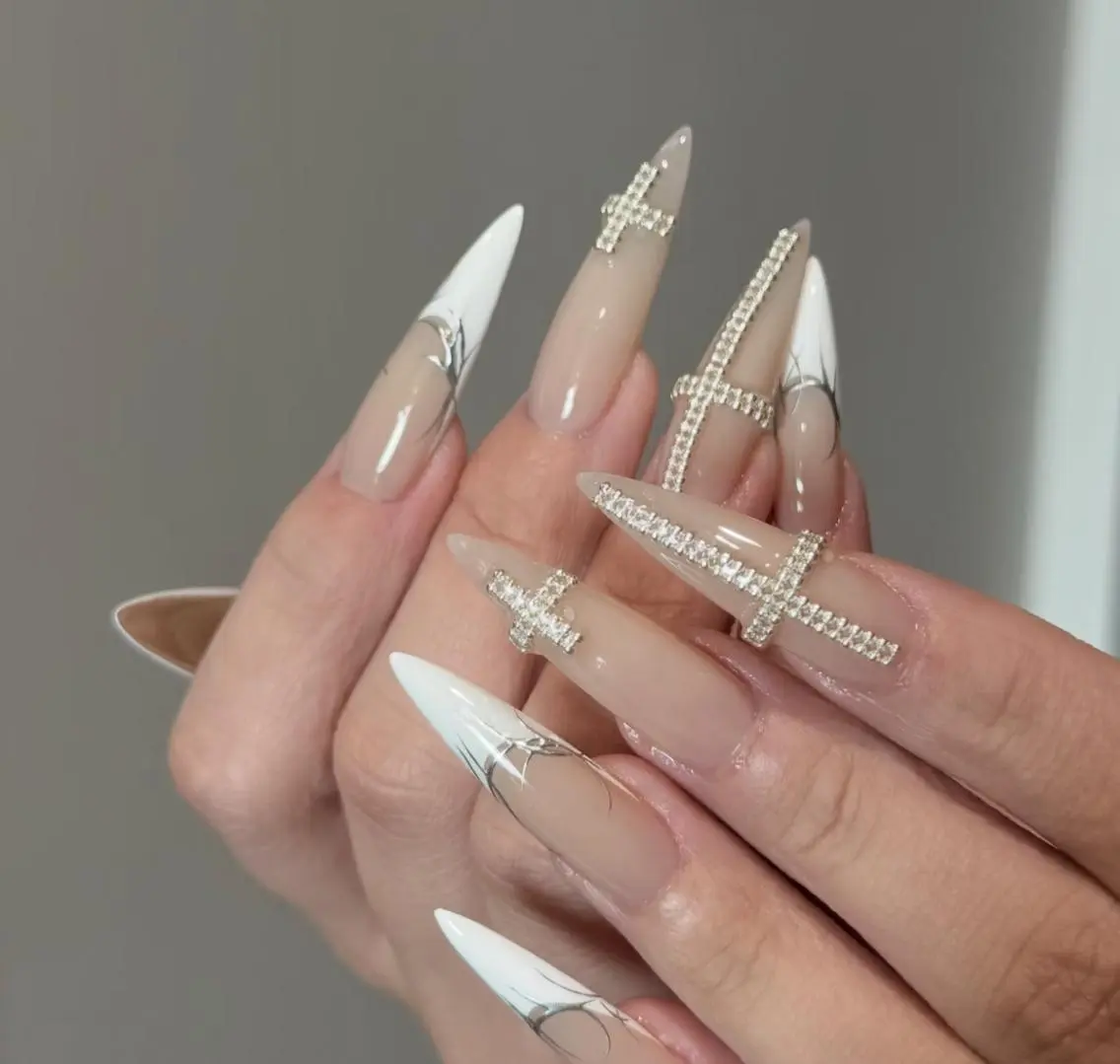 ネイル ハンドネイル 🎀 Ayaka_nailのネイルデザイン