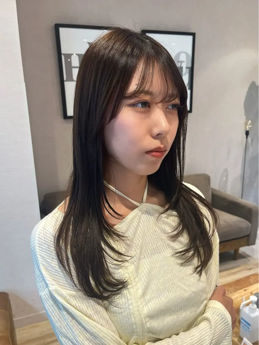 レイヤーカット+トリートメントの写真