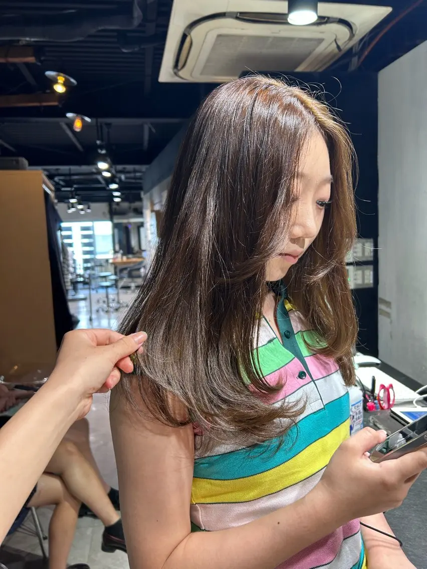 ロング カット ヘアカラー トリートメント ヘッドスパ レイヤーStyle 🪽菜々実のヘアスタイル