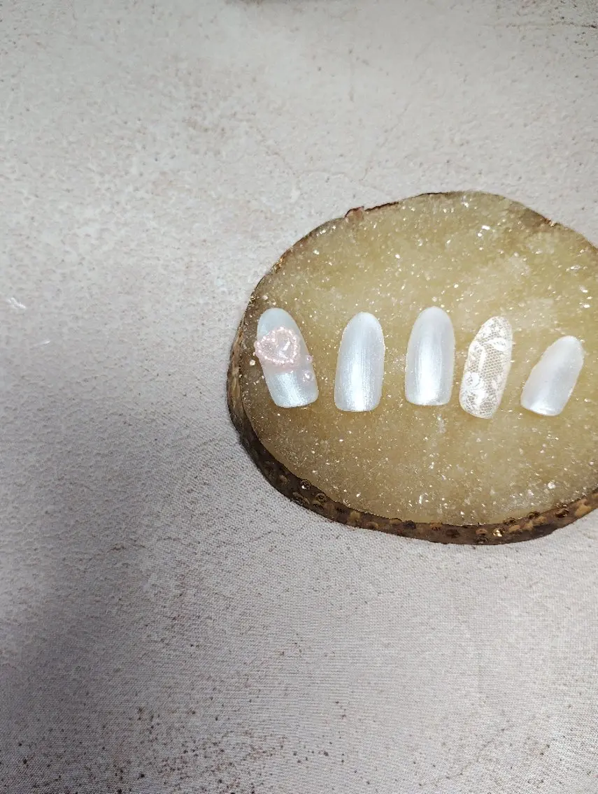 ネイル レース ネイルチップ ハンドネイル Nail salon Yuliyのネイルデザイン