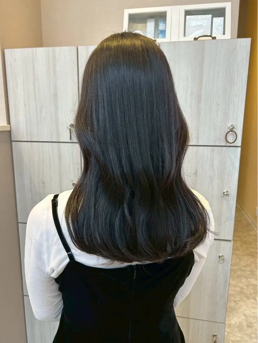 ロング カラー ヘアカラー emusalon . Akika✮*。゚のヘアスタイル
