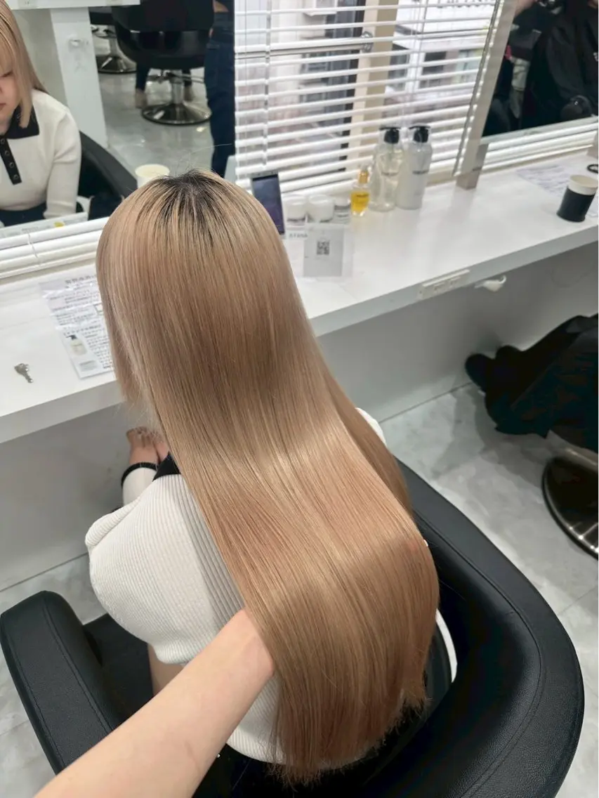 カラー ヘアカラー トリートメント ヘッドスパ ヘアセット 🎀ツヤ髪✖︎ 暖色🎀RYUKAのヘアスタイル