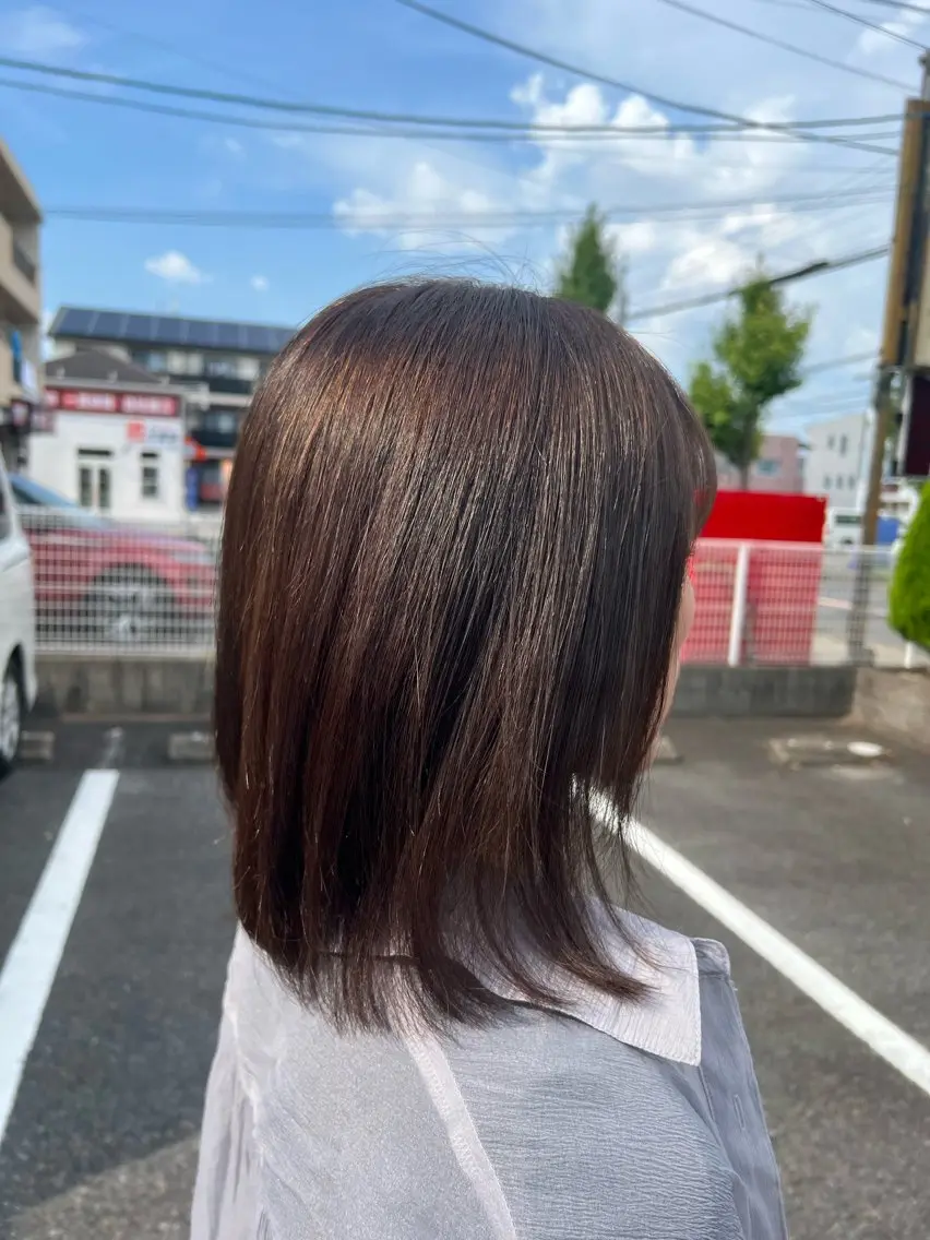 ミディアム カラー 黒野 菜月のヘアスタイル