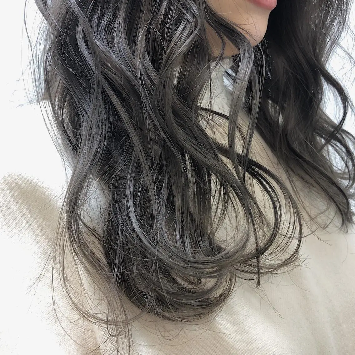ロング カラー ヘアアレンジ メンズ似合わせ🪞 kotoriのヘアスタイル