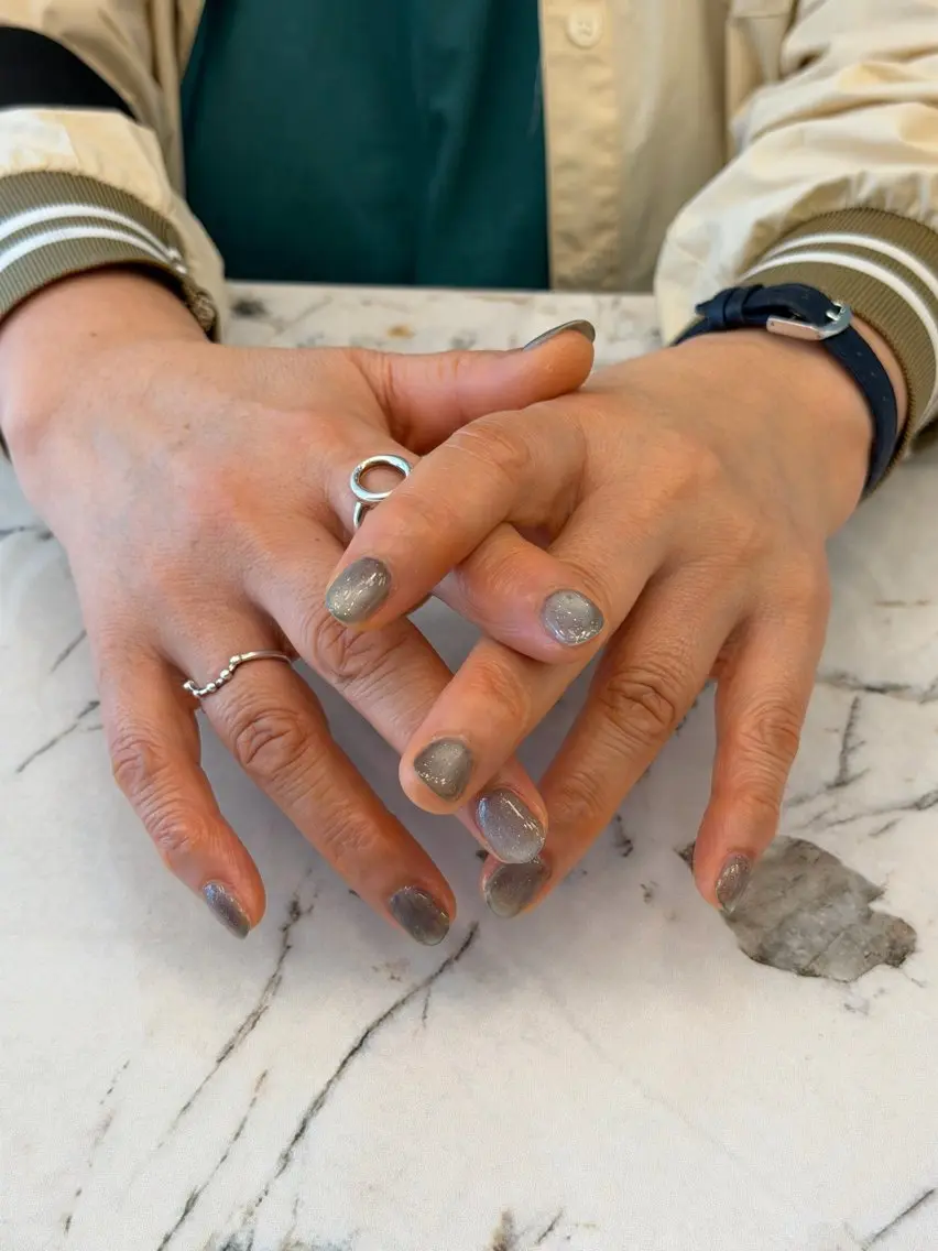 ネイル キラキラネイル ワンカラーネイル 雀宮 自爪育成 Re.nail〜寺本のネイルデザイン