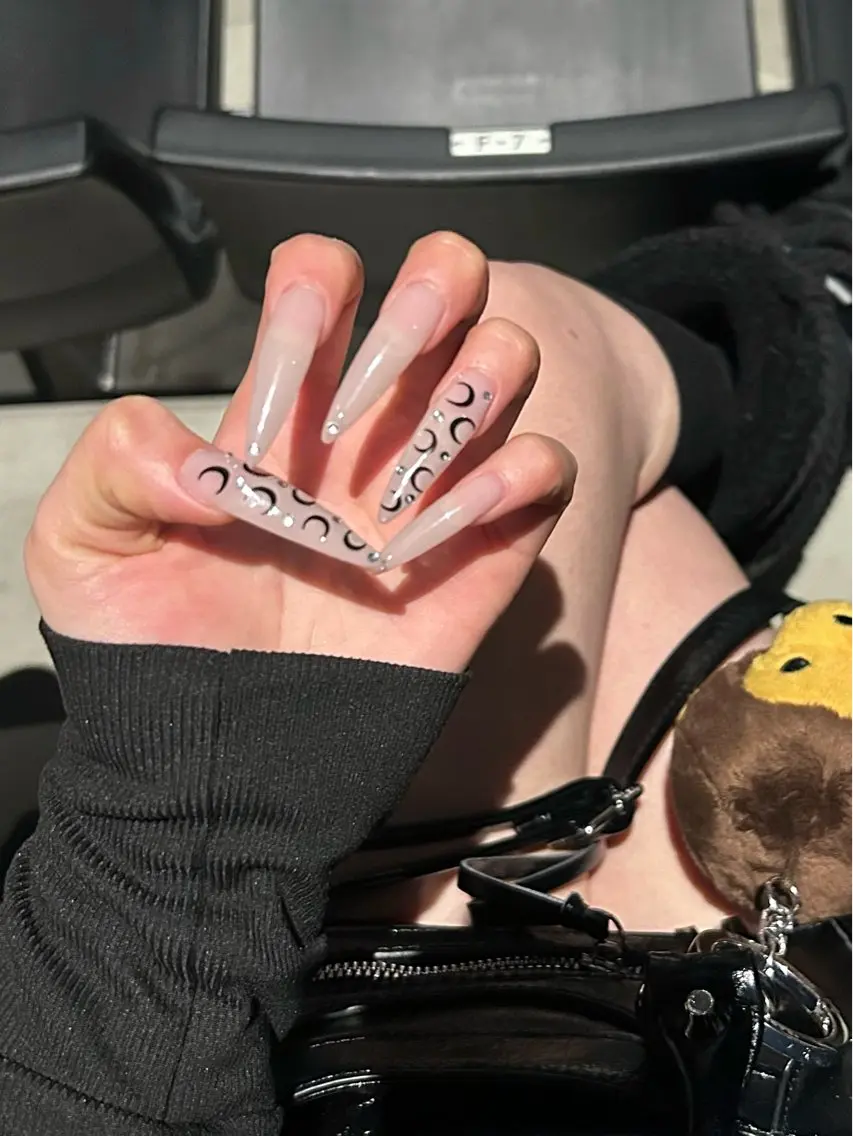 ネイル ハンドネイル IROHA NAIL 愛音のネイルデザイン