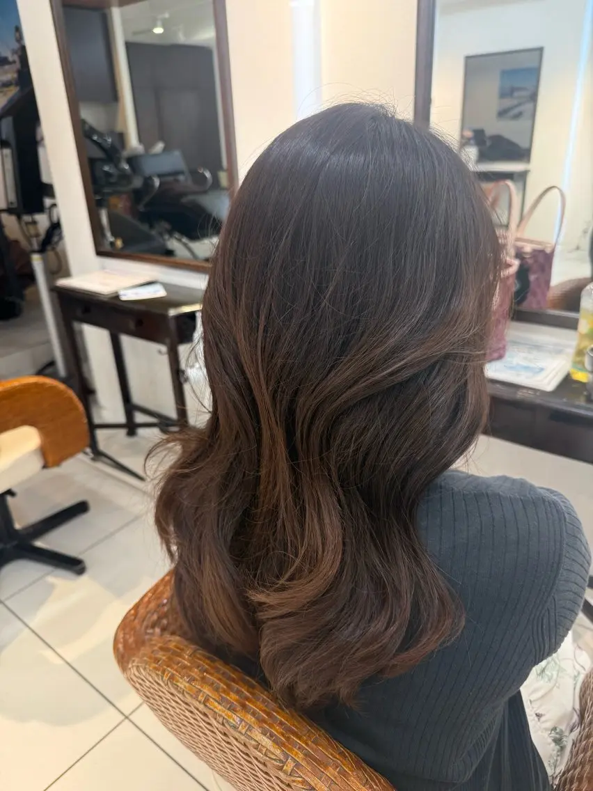 ロング たかしな けいなのヘアスタイル