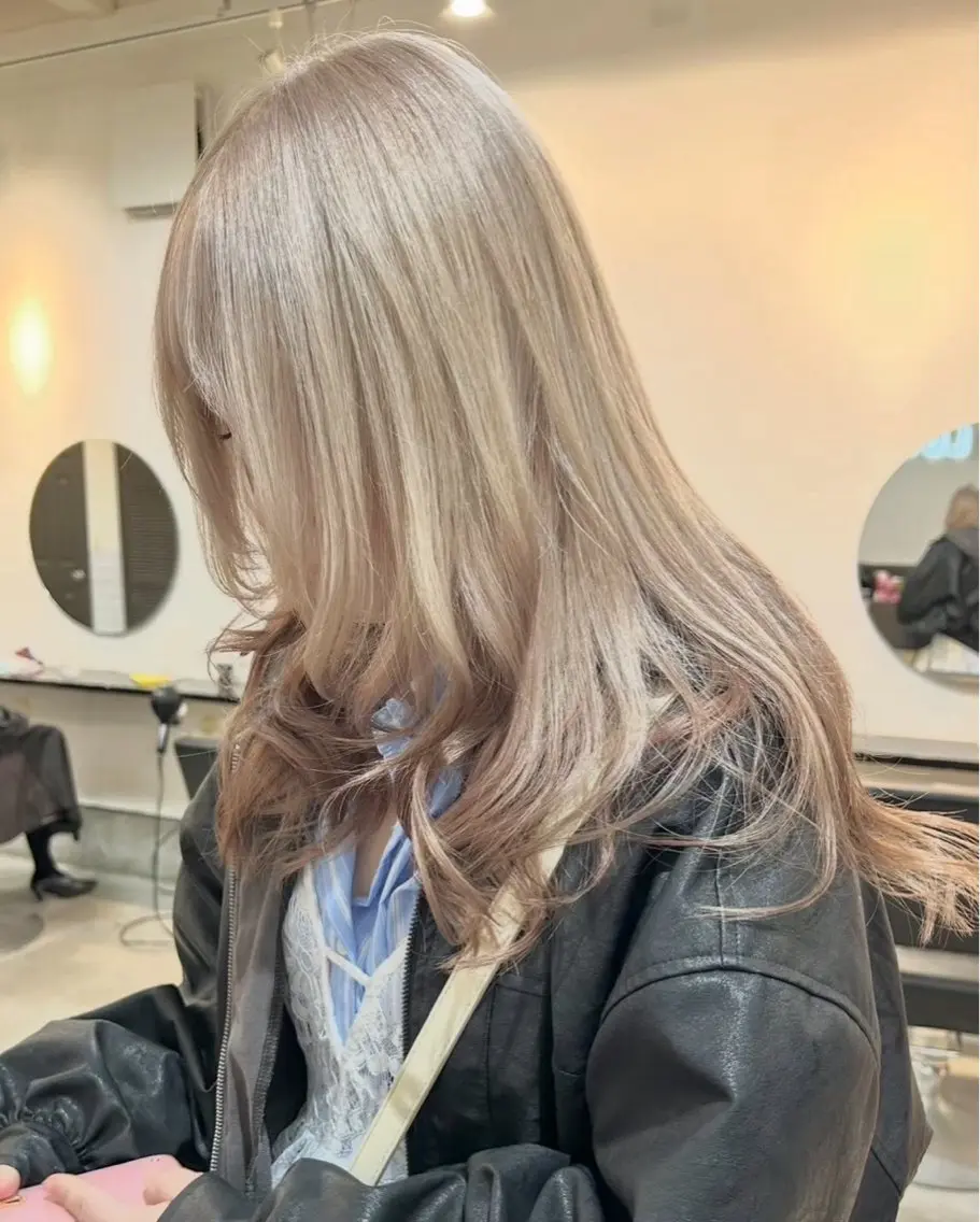 ロング LUCK rizunaのヘアスタイル
