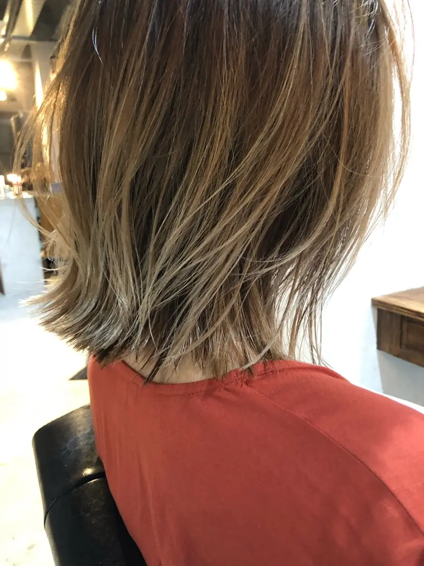 ミディアム レイヤーカット カット ヘッドスパ 俵 知広のヘアスタイル