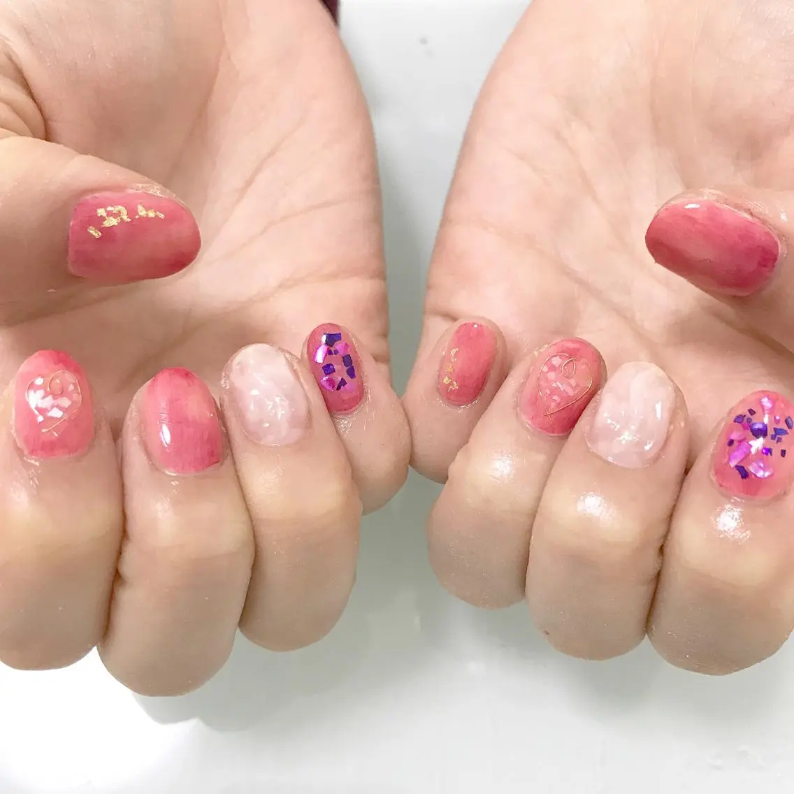 ネイル 板垣 綾乃のネイルデザイン