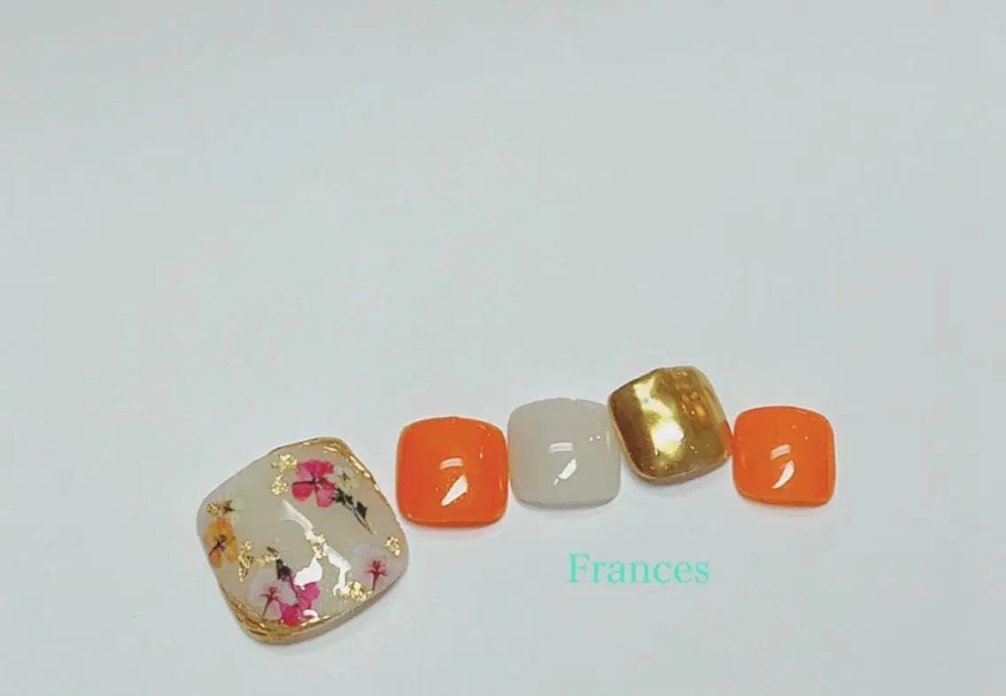ネイル フットネイル Frances 今村のネイルデザイン