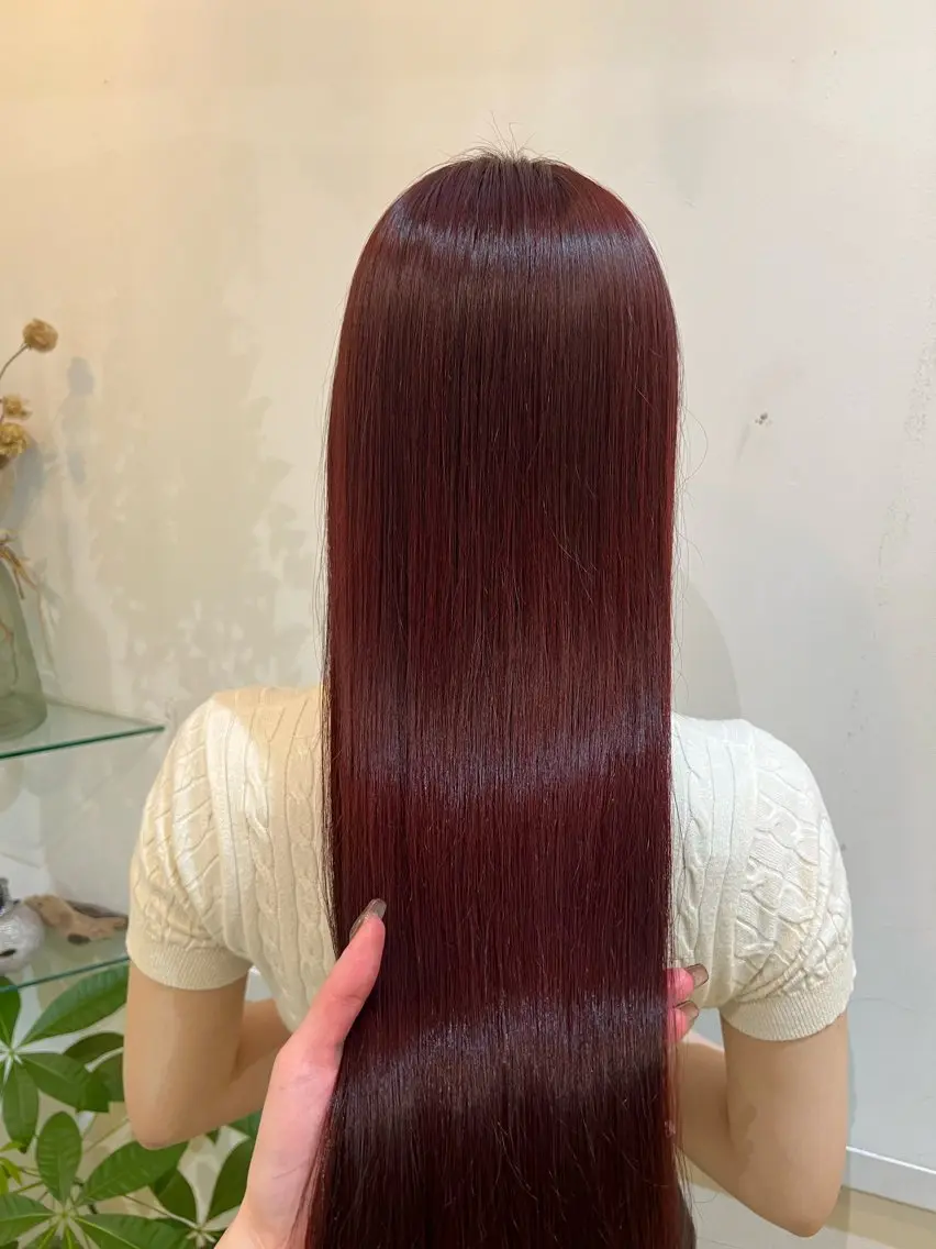 ロング カラー レッドカラー ヘアカラー ブリーチしない暖色 カラー🥀杉 優菜のヘアスタイル