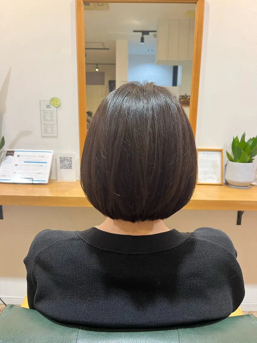 ミディアム カラー アッシュ ボブ 武田 綺音のヘアスタイル