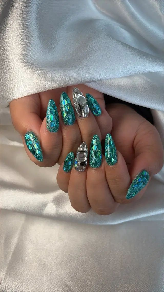 ネイル ハンドネイル Kayo 💅のネイルデザイン