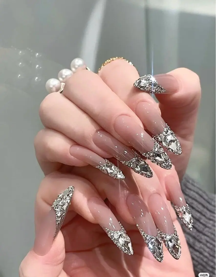 ネイル ハンドネイル AUREA Nail 心斎橋店のネイルデザイン