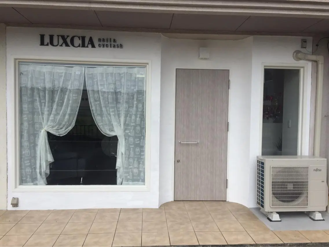 ネイル LUXCIA Nailistのネイルデザイン