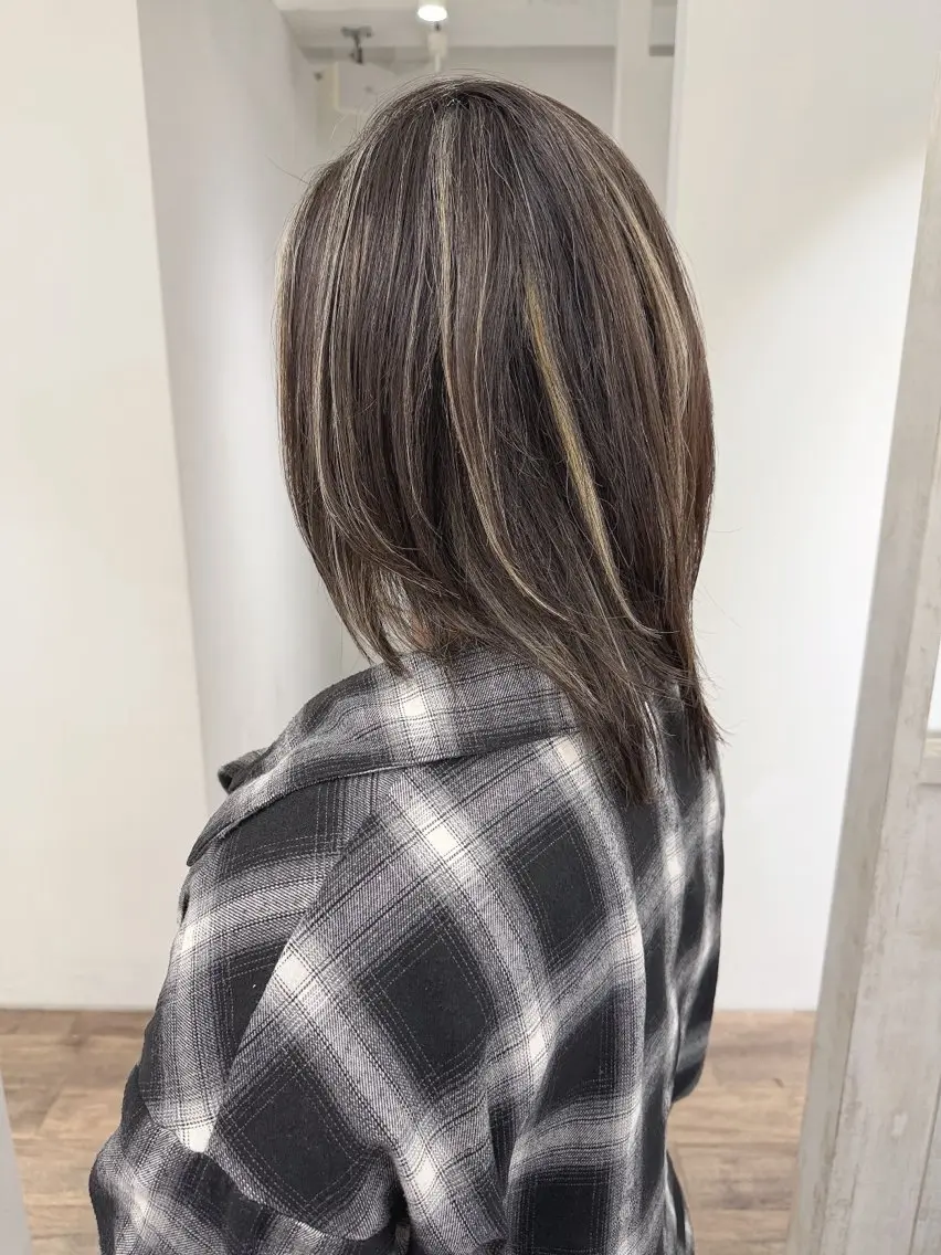 セミロング カラー ヘアカラー トリートメント ハイライト⭐️上野 高広のヘアスタイル