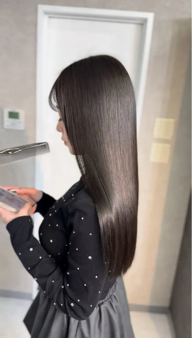 ロング カット ヘアカラー 縮毛矯正 ioe 心斎橋のヘアスタイル
