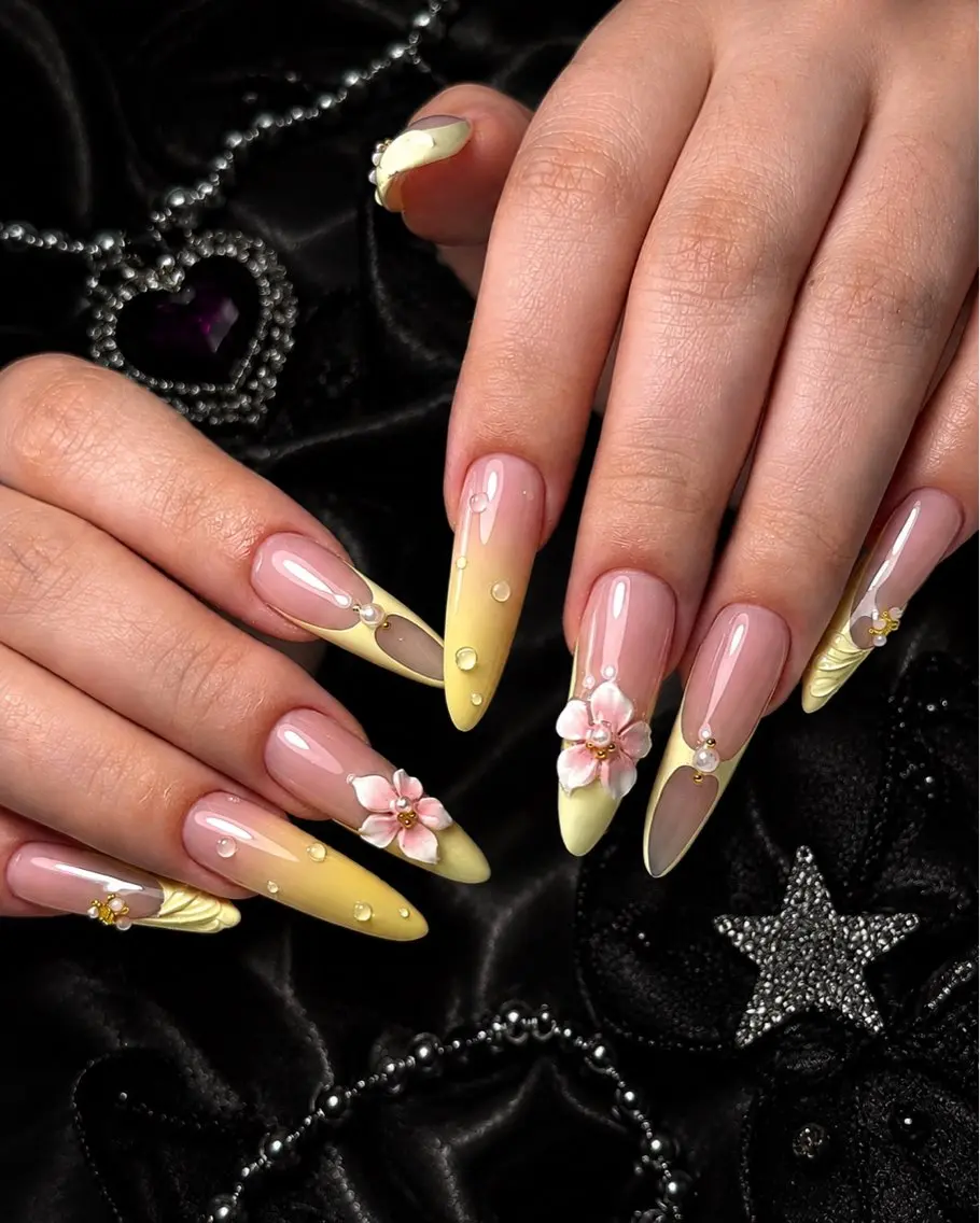 ネイル フレンチネイル ジェルネイル 韓国ネイル マグネットネイル 持ち込み Royal Nailのネイルデザイン