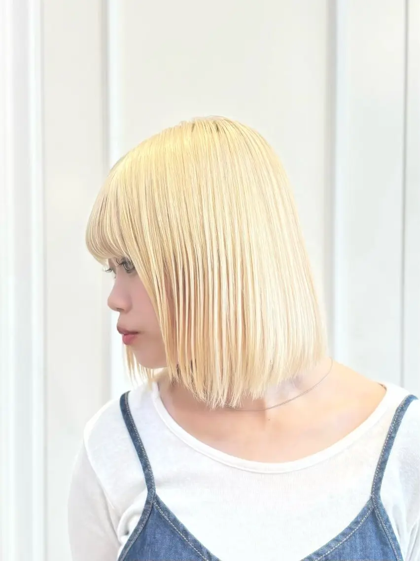 ショート カラー ベージュカラー ブリーチ ブロンド ケアブリーチ 透明感カラー ヘアカラー 🕊️カズヤ/ ハイトーン🕊️のヘアスタイル