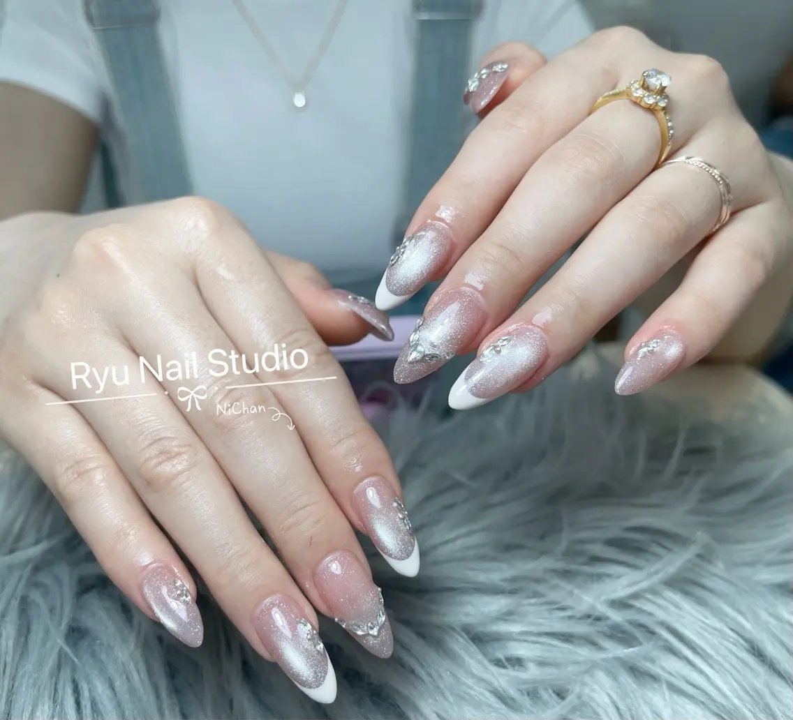 ネイル アートネイル ジェルネイル グラデーション マグネットネイル ニュアンスネイル ハンドネイル Ryu Nail Studioのネイルデザイン