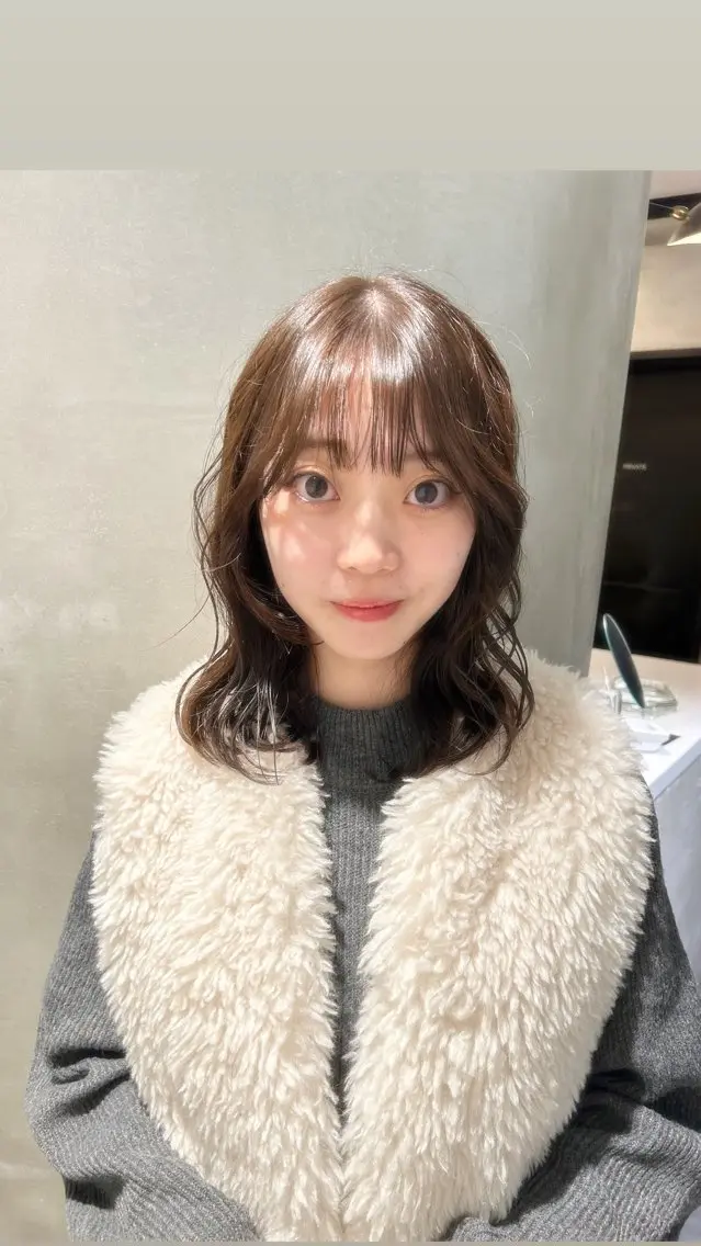 セミロング カラー カット ヘアカラー タナカ カナ🫧のヘアスタイル