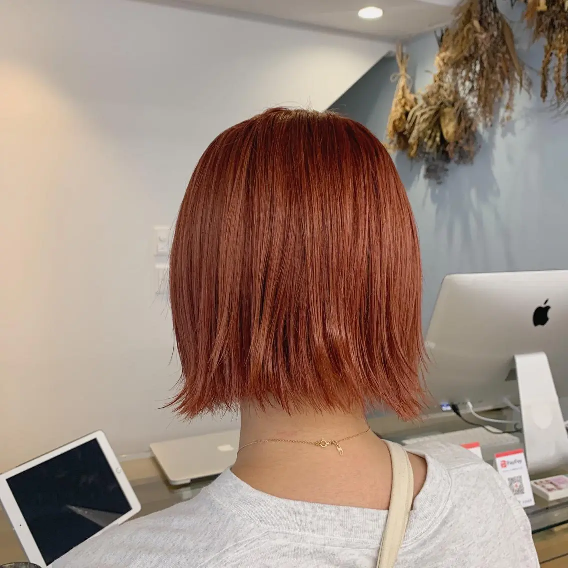 ショート カラー ヘアアレンジ Flamme Annaのヘアスタイル