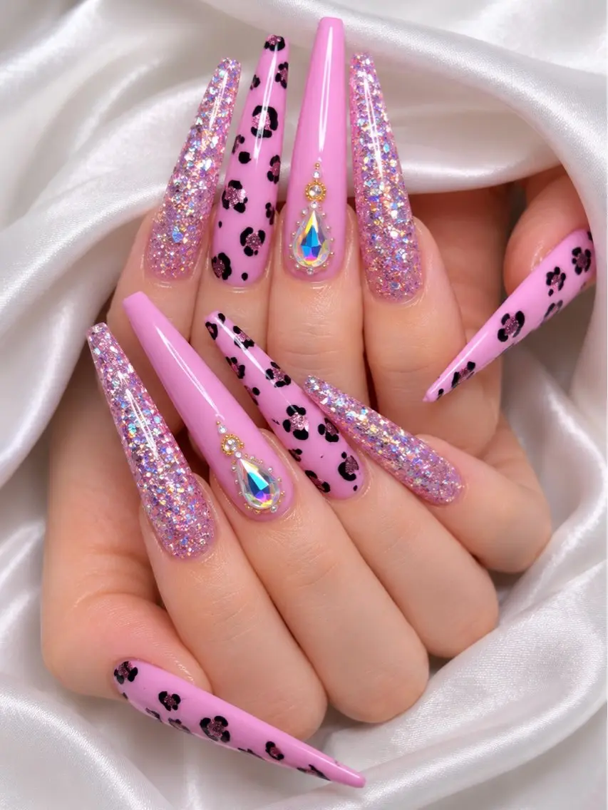 ネイル ハンドネイル LEELA NAIL STUDIOのネイルデザイン