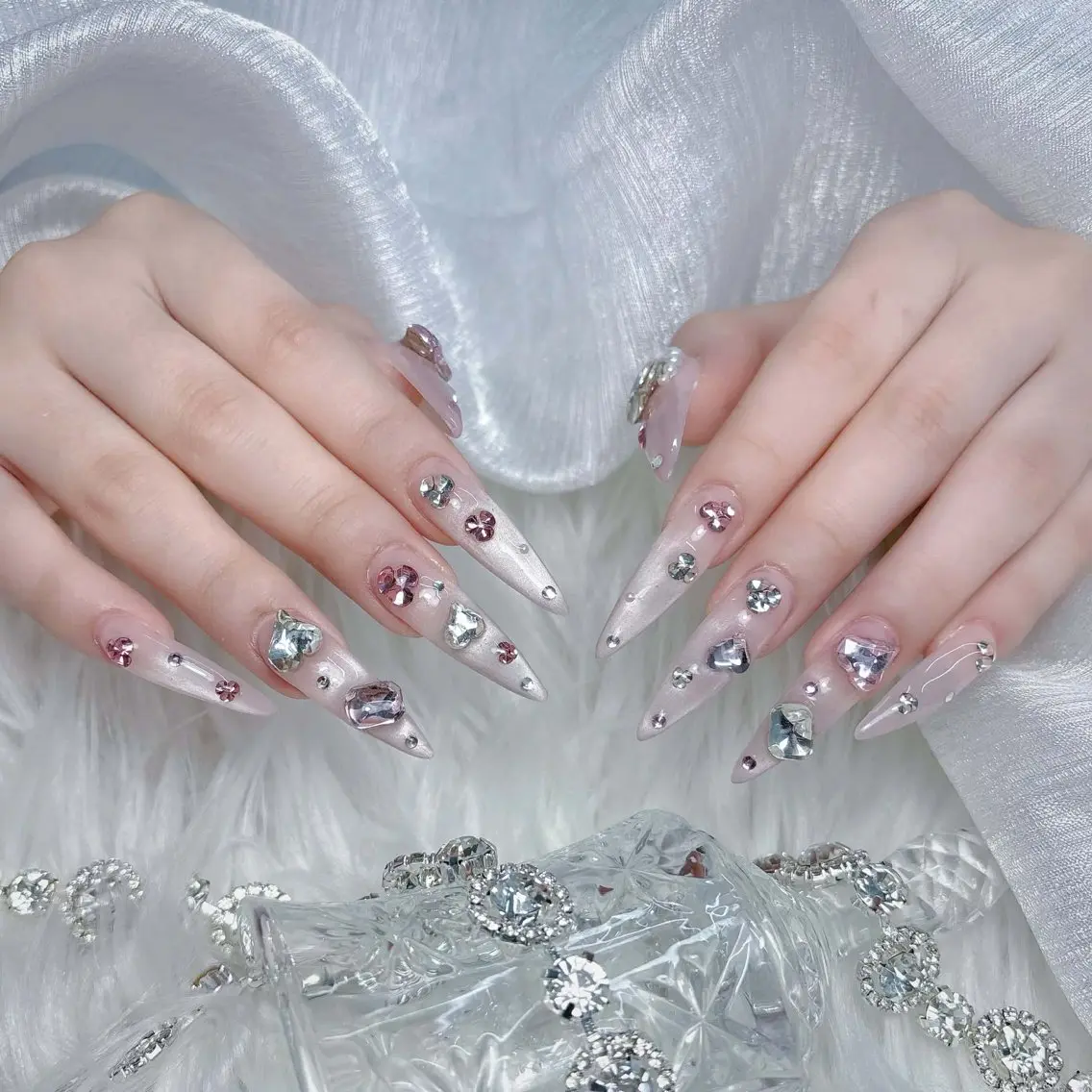 ハンドネイル ハンドケア Nova Nailのネイルデザイン