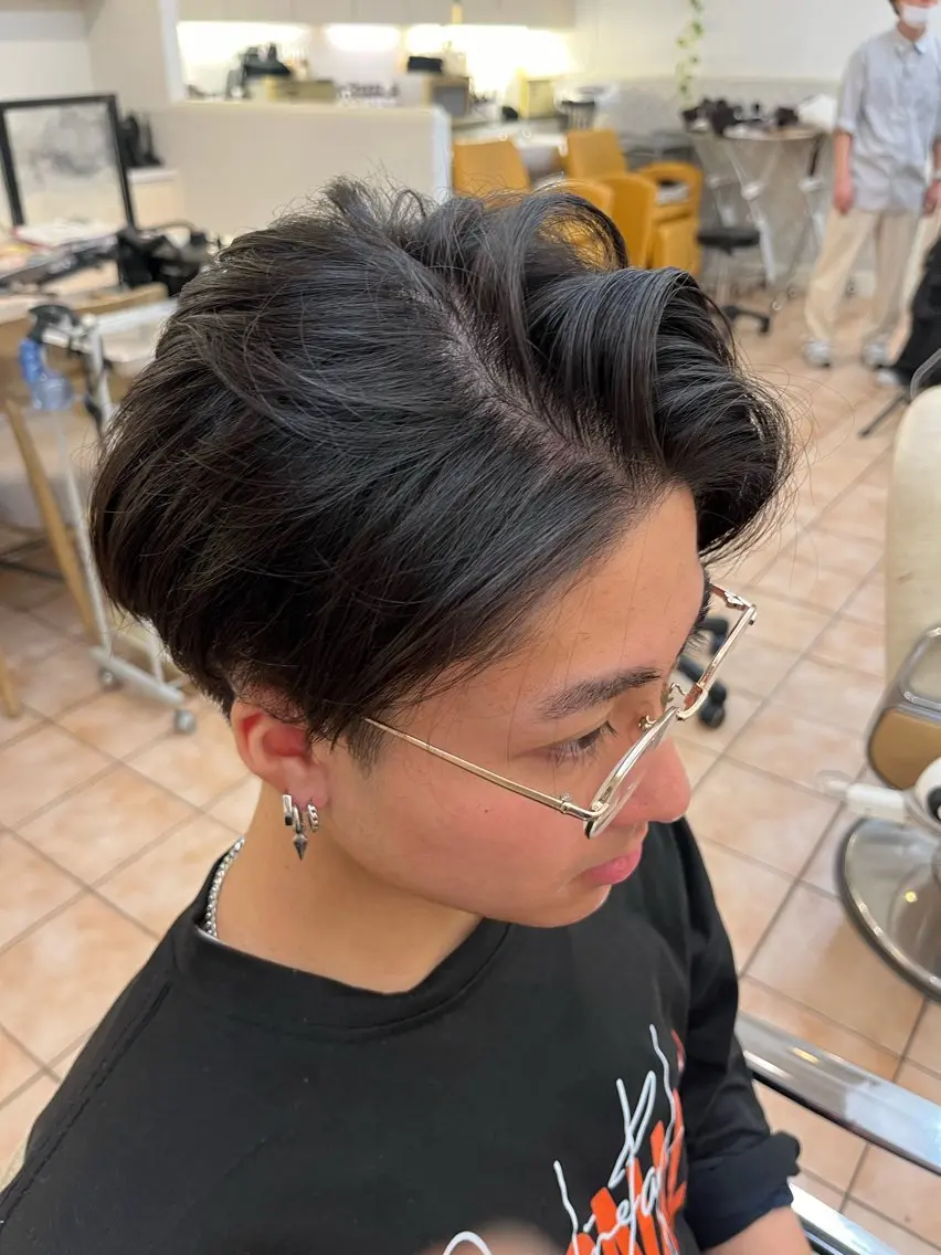 メンズ センターパート たなか なおのヘアスタイル