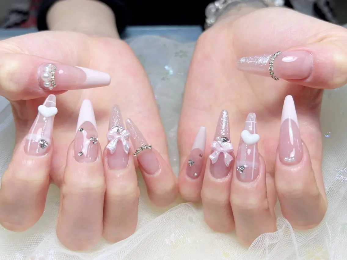 ネイル ハンドネイル H3 Nail Tsuki🦋💙のネイルデザイン