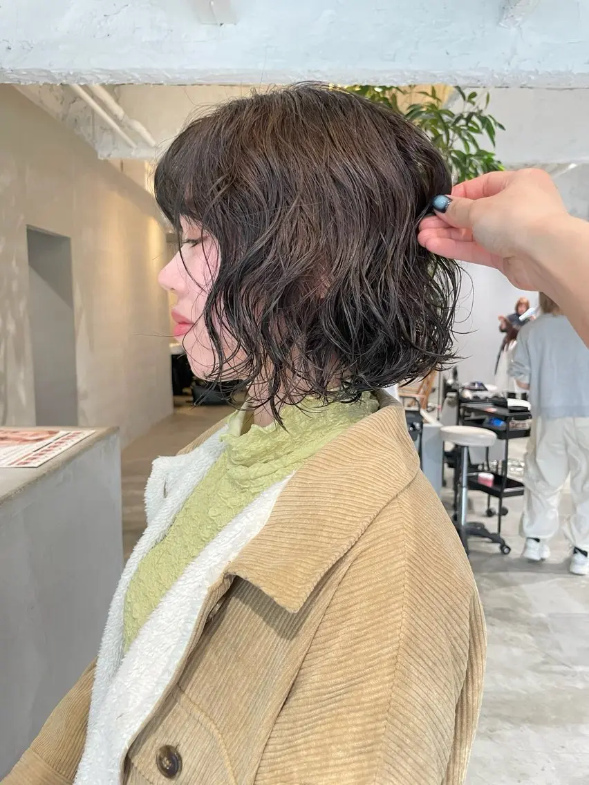 ミディアム 中村 玲音のヘアスタイル