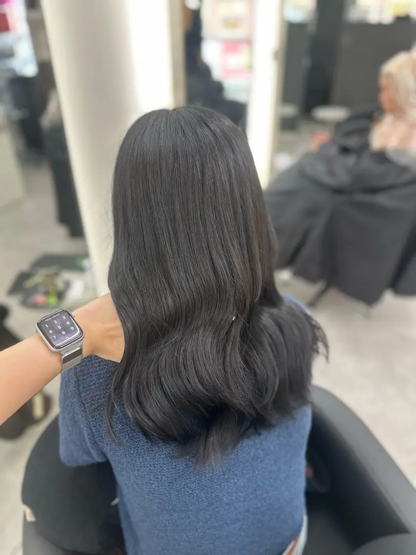 ロング カラー グレージュ カット ヘアカラー 縮毛矯正/艶カラー /髪質改善/なんばのヘアスタイル