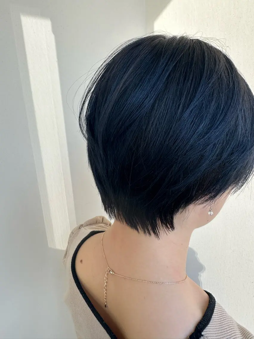 ショート カラー ハンサムショート ラベンダーカラー ショートヘア 小顔カット 平日オススメ✨ コスパ&タイパ✨山下のヘアスタイル