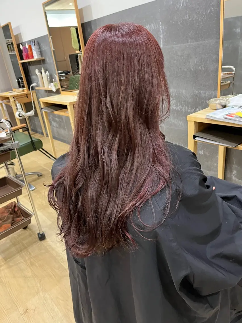 ロング レッドブラウン 菊池 蓮のヘアスタイル