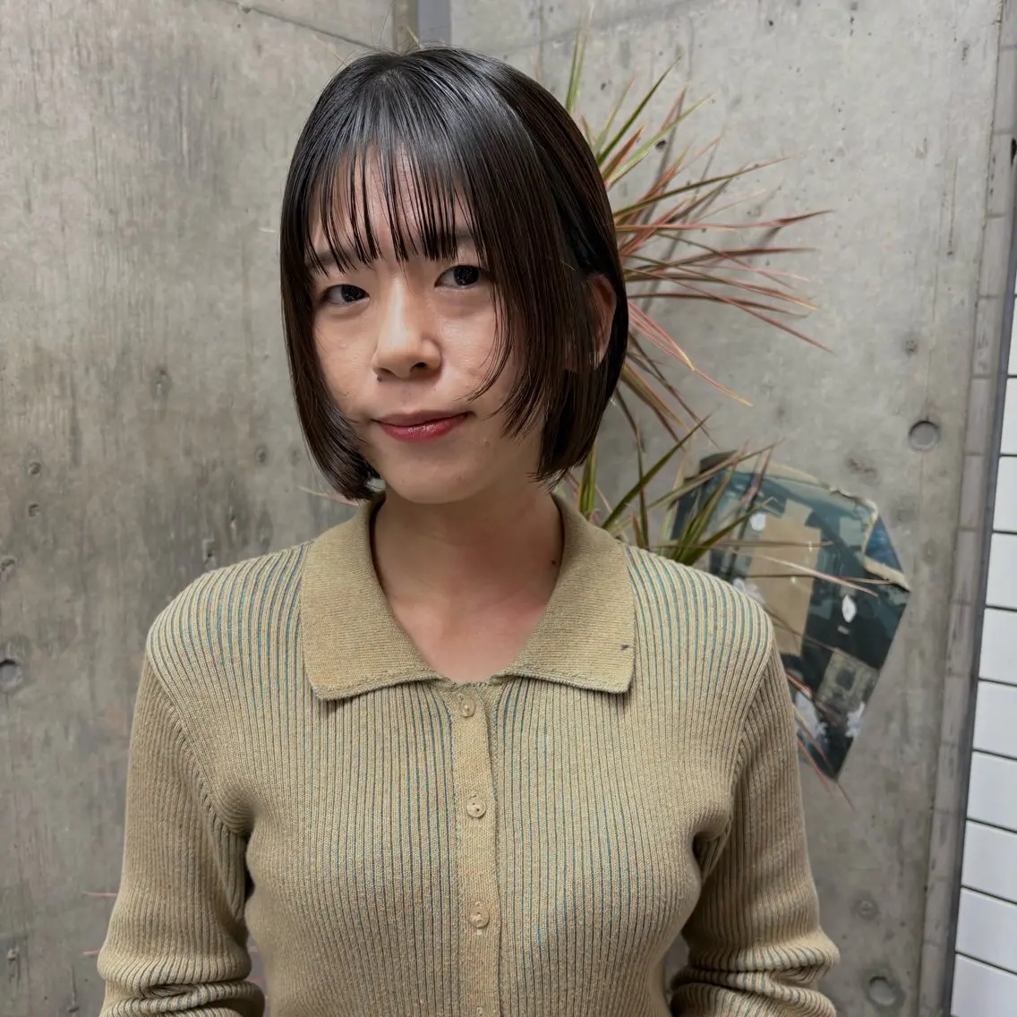ショート ショートボブ ボブ 顔まわりレイヤー レイヤーカット ショートヘア カット RIHO/ 小顔レイヤー/抜け感のヘアスタイル