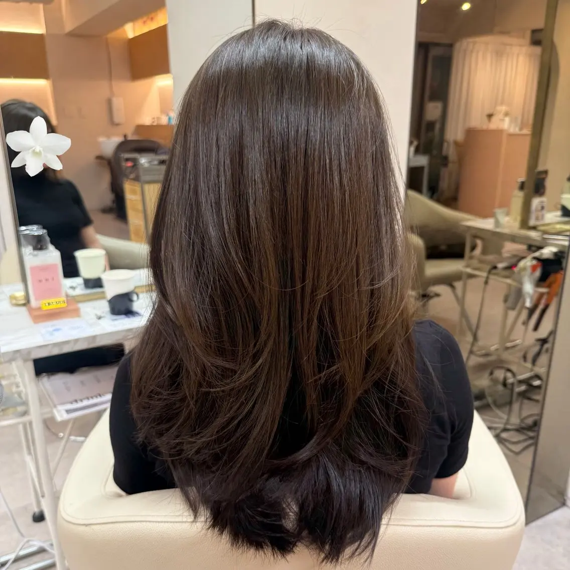 セミロング カラー カット ヘアカラー トリートメント 韓国ヘア 🇰🇷 natsukiのヘアスタイル