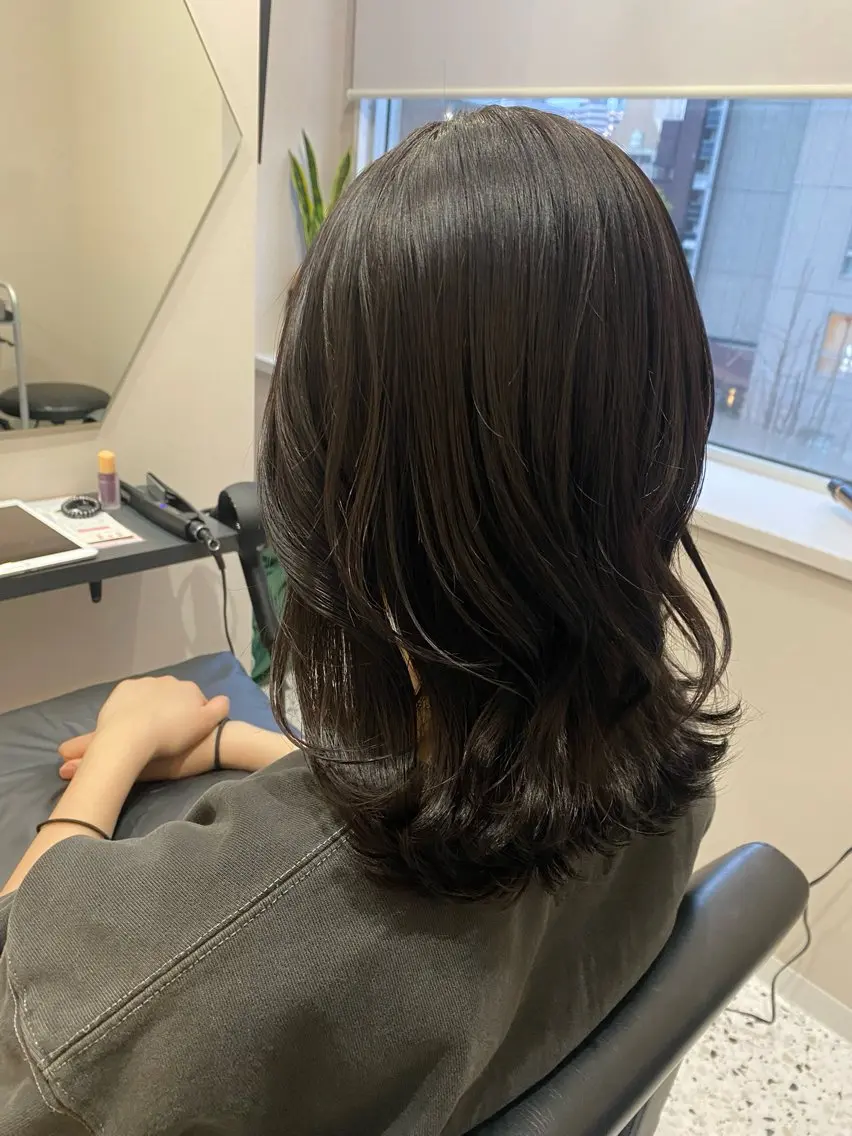 ミディアム カラー 透明感カラー ヘアカラー トリートメント 美髪×髪質改善 🖤Yukineのヘアスタイル