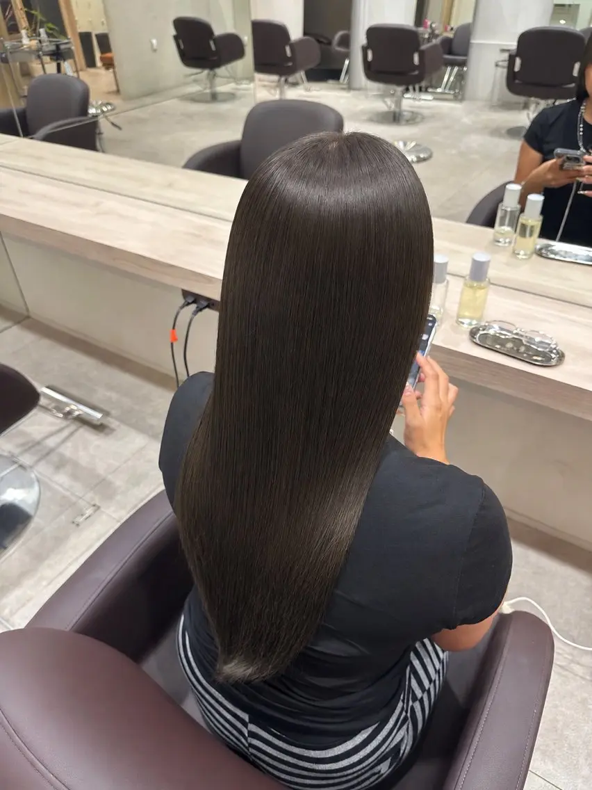 ロング ヘアカラー 艶カラー/暖色カラー /キナリ💥のヘアスタイル